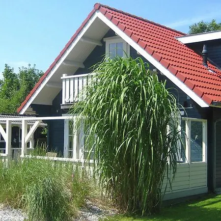 Holiday T Blauwe Huus De Cocksdorp (Texel)